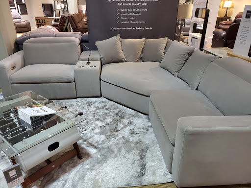 Furniture Store «Value City Furniture», reviews and photos, 2070 Miamisburg Centerville Rd, Centerville, OH 45459, USA