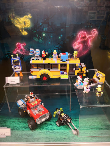 Toy Store «The LEGO Store», reviews and photos, 2901 S Capital of Texas Hwy, Austin, TX 78746, USA