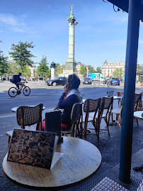 Atmosphère du Restaurant servant le petit-déjeuner Café Rey Bastille à Paris - n°5