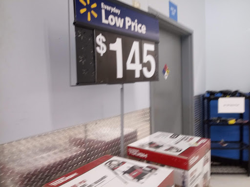 Department Store «Walmart Supercenter», reviews and photos, 2500 Lake Shore Dr E, Ashland, WI 54806, USA