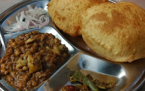 Chitra Chhole Bhature image