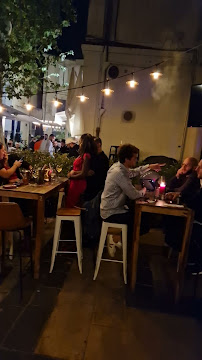 Atmosphère du Restaurant français Café Restaurant La Scène à Avignon - n°2