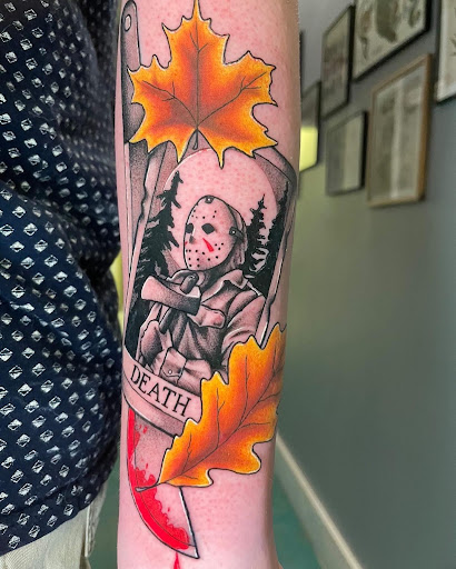 Explore woman sleeve tattoo ideas, creative tattoo ideas in Bremen, available at Black Lantern Tattoo