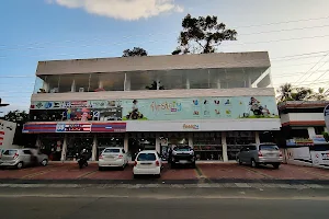 Kuruttukulam Shopping Centre image