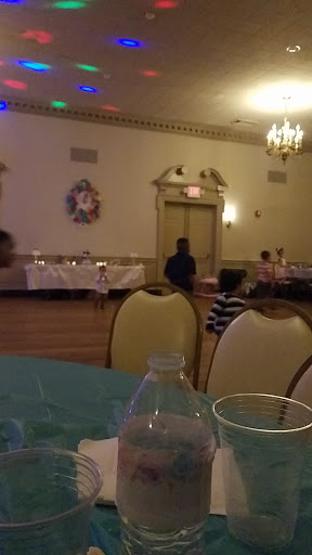 Movie Theater «Edmond Town Hall», reviews and photos, 45 Main St, Newtown, CT 06470, USA