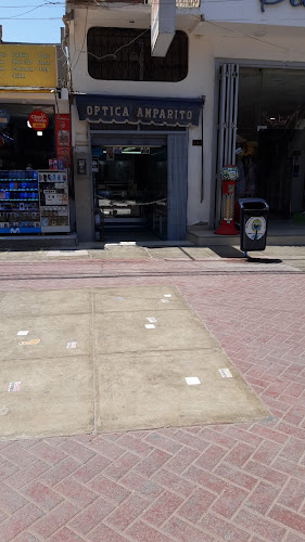 Opinii despre Optica Amparito în Pisco - Óptica