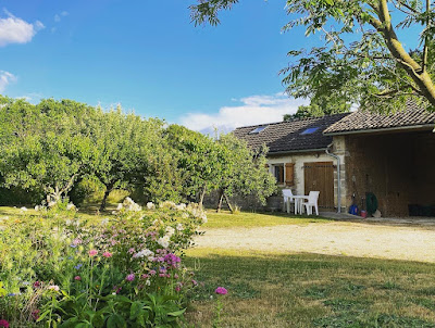 MJ Services de Jardinage à Valence-en-Poitou