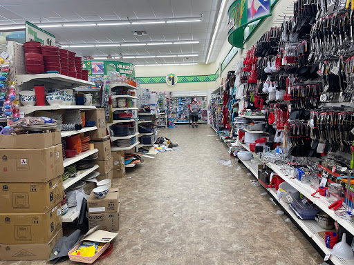 Dollar Store «Dollar Tree», reviews and photos, 1755 Mt Hood Ave #110, Woodburn, OR 97071, USA