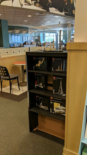 Book Store «Barnes & Noble», reviews and photos, 6646 Loisdale Rd, Springfield, VA 22150, USA