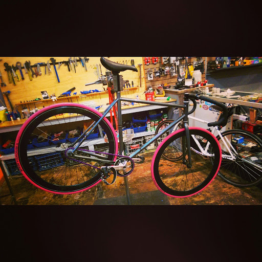 Bicycle Store «Atlanta Pro Bikes», reviews and photos, 1039 North Highland Avenue Northeast, Atlanta, GA 30306, USA