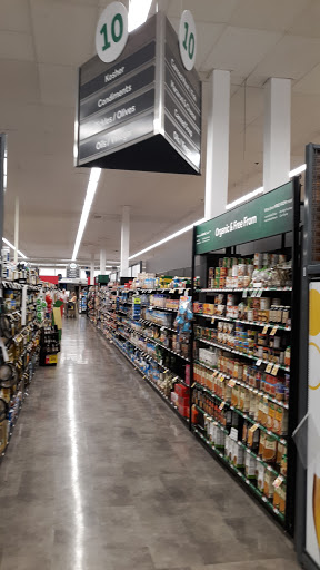 Grocery Store «Stop & Shop», reviews and photos, 498 Bushy Hill Rd, Simsbury, CT 06070, USA