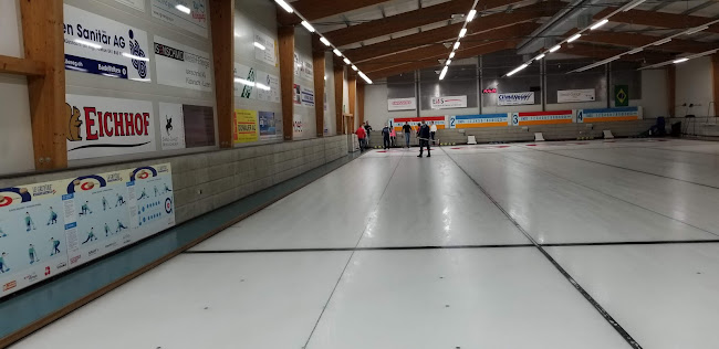 curlinghalle-kuessnacht.ch