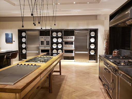 Electronics Store «Abt», reviews and photos, 1200 N Milwaukee Ave, Glenview, IL 60025, USA