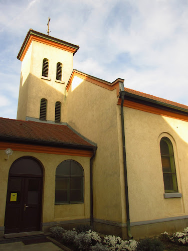 Ferences templom és lakóház - Kapuvár