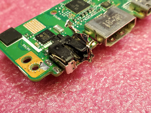 Computer Repair Service «Chicago ComputerLand LLC», reviews and photos, 2628 N Halsted St, Chicago, IL 60614, USA