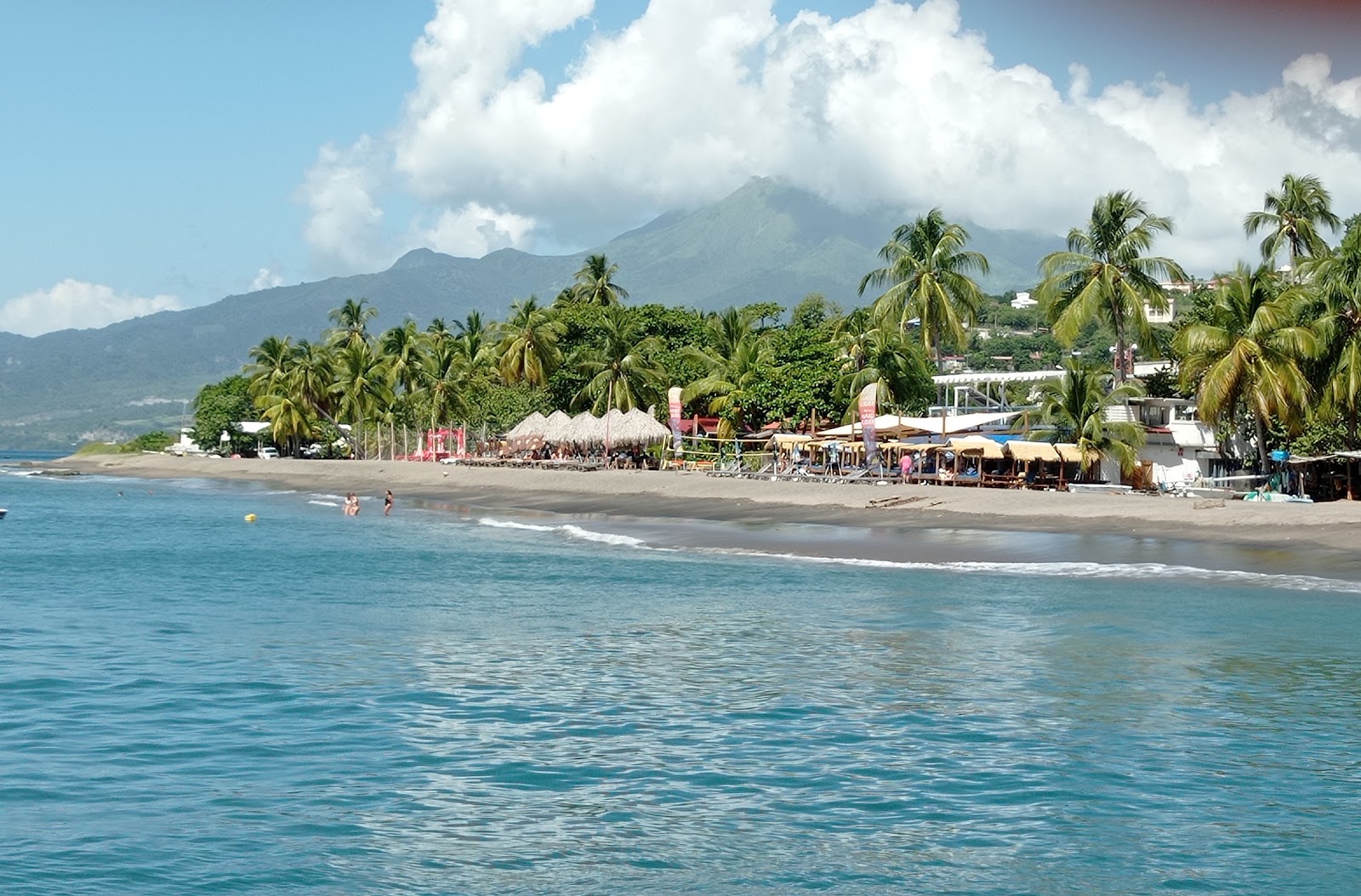 Photo de Plage du Carbet zone des équipements