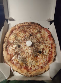 Plats et boissons du Pizzeria Pizza Delices à Le Pradet - n°8