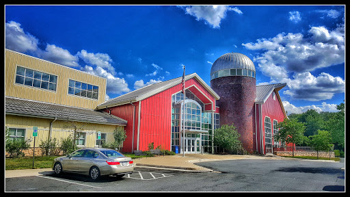 Recreation Center «Claude Moore Recreation Center», reviews and photos, 46105 Loudoun Park Ln, Sterling, VA 20164, USA
