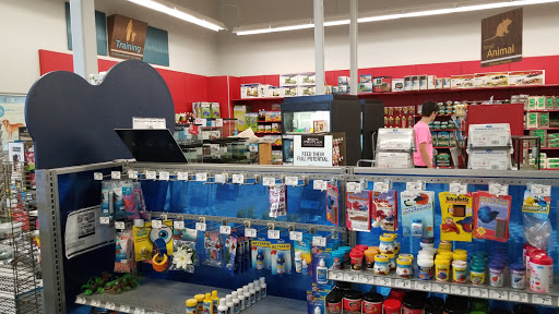 Pet Supply Store «Petco Animal Supplies», reviews and photos, 5843 N Elizabeth St, Pueblo, CO 81008, USA