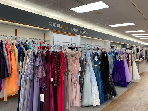 Wedding Store «Wedding Wishlist», reviews and photos, 1113 Howdershell Rd, Florissant, MO 63031, USA