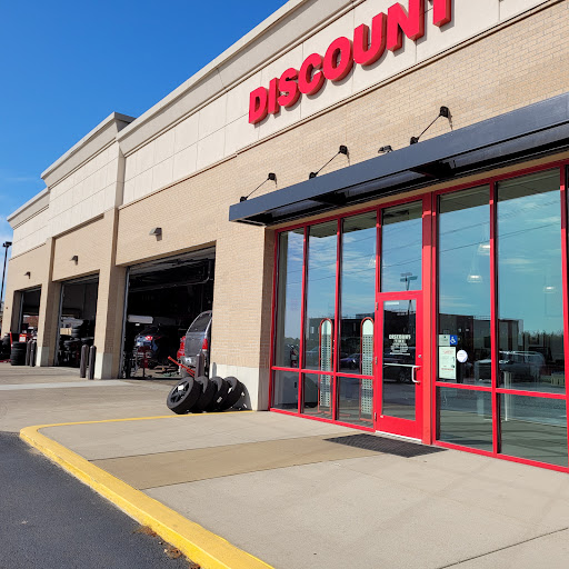 Discount Tire Store - Brooklyn Park, MN, 5901 96th Ln N, Brooklyn Park, MN 55445, USA, 