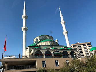 Üniversite Mahallesi Cami