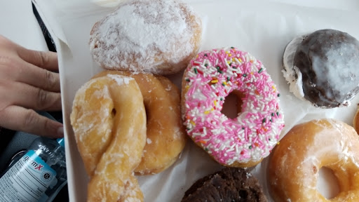 Coffee Shop «Dixie Cream Donuts», reviews and photos, 3210 Orange Ave, Fort Pierce, FL 34947, USA