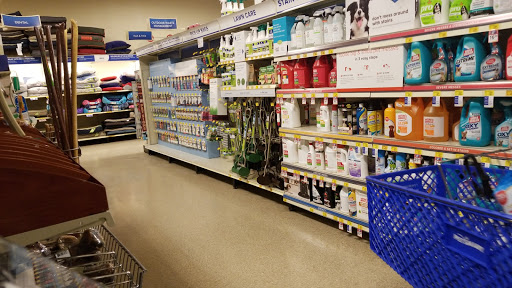 Pet Supply Store «PetSmart», reviews and photos, 1125 Quentin Rd, Lebanon, PA 17042, USA