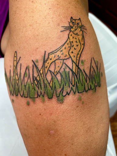 Find bright ideas tattoo and piercing reviews for your next unique tattoo in Adrian at Good Life Tattoo Co.