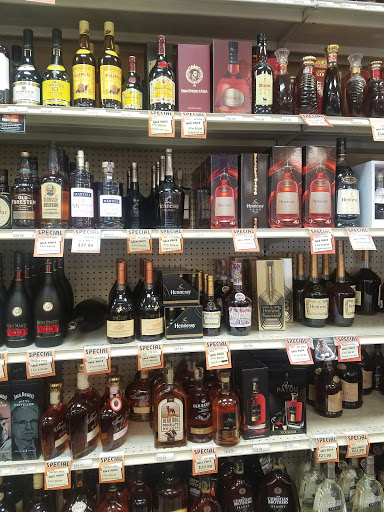 Shopping Mall «New Horizons Shopping Mall», reviews and photos, 961 E 174th St, Bronx, NY 10460, USA