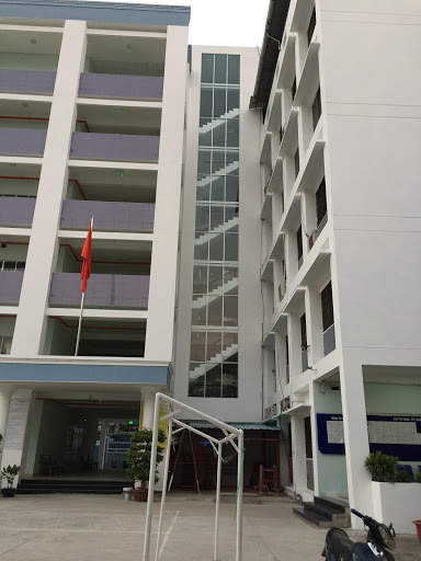 Trường Trung Cấp Nghề Nhân Đạo