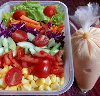 Inez Salad Buah & Sayur
