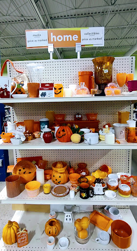 Non-Profit Organization «Goodwill Store», reviews and photos, 11 E Garner Rd, Brownsburg, IN 46112, USA