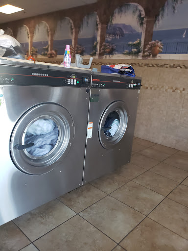 Laundromat «Super Clean Laundry», reviews and photos, 1008 N Mountain Ave, Ontario, CA 91762, USA