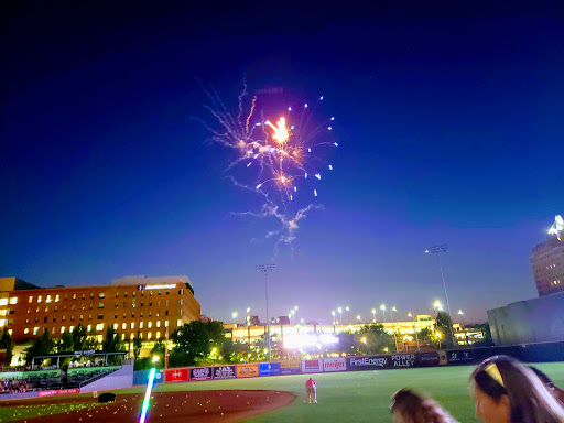 Live Music Venue «Lock 3 Park», reviews and photos, 200 S Main St, Akron, OH 44308, USA