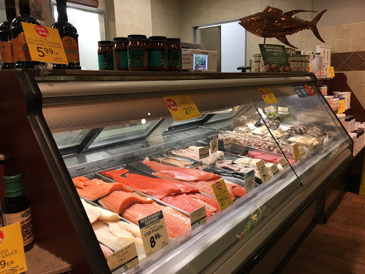 Grocery Store «The Fresh Market», reviews and photos, 1805 Rudy Ln, Louisville, KY 40207, USA