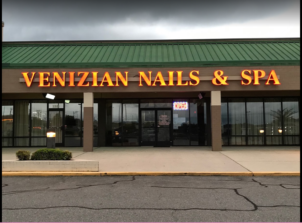 VENIZIAN Nails & Spa Fayetteville