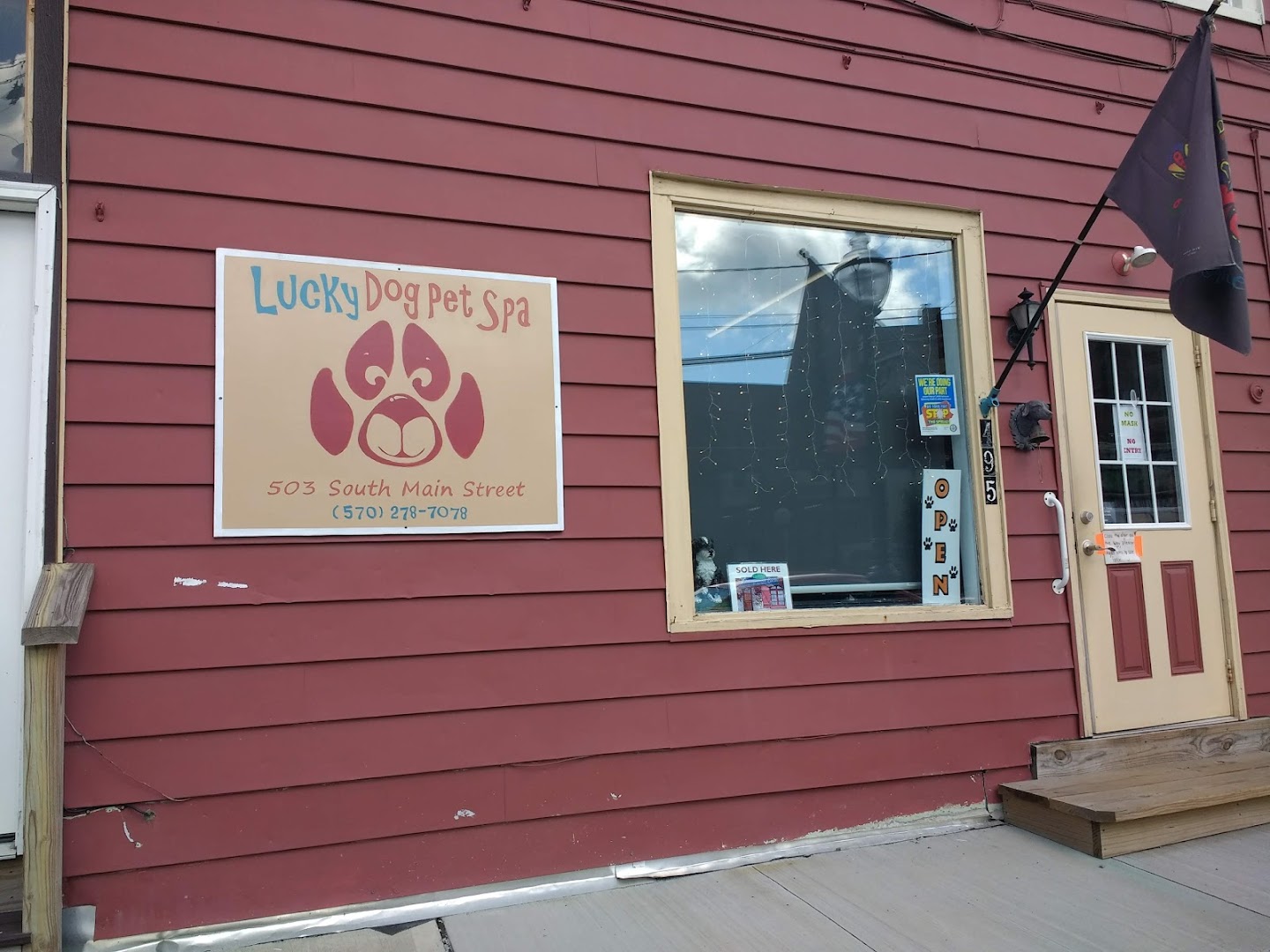 Lucky Dog Grooming and Pet Supply