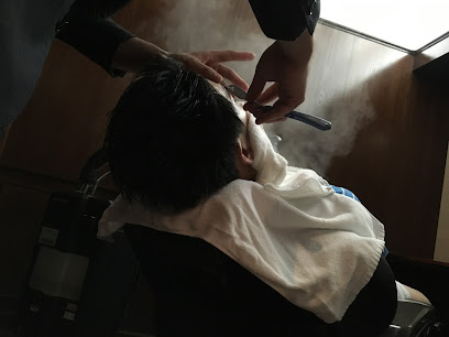 THE BARBER 青山
