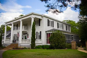 Bama Bed and Breakfast image