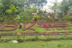 Bukit Kemuning Todanan image