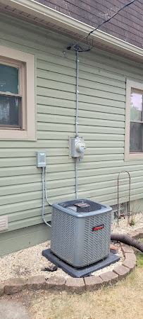 Service Tech Electric - Photo 6 - Car repair in Wyandotte, MI, Dearborn