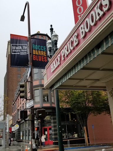 Book Store «Half Price Books», reviews and photos, 2036 Shattuck Ave, Berkeley, CA 94704, USA