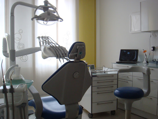 Información y opiniones sobre Clínica Dental da Milagrosa de Lugo