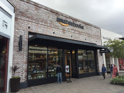 Book Store «Amazon Books», reviews and photos, 4545 La Jolla Village Dr, San Diego, CA 92122, USA