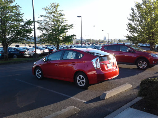 Toyota Dealer «Dick Hannah Toyota», reviews and photos, 2632 Coweeman Park Dr, Kelso, WA 98626, USA