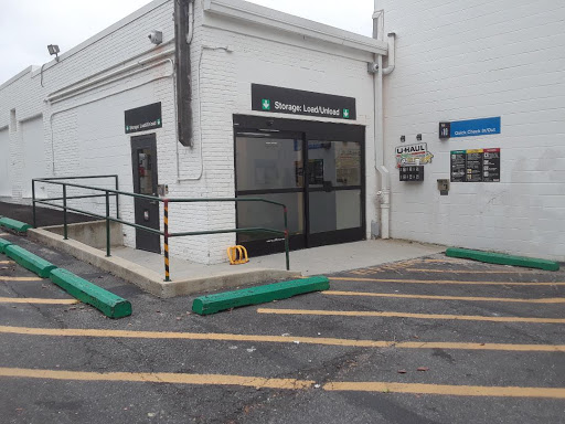 Truck Rental Agency «U-Haul Moving & Storage at Belair Rd», reviews and photos, 4650 Belair Rd, Baltimore, MD 21206, USA