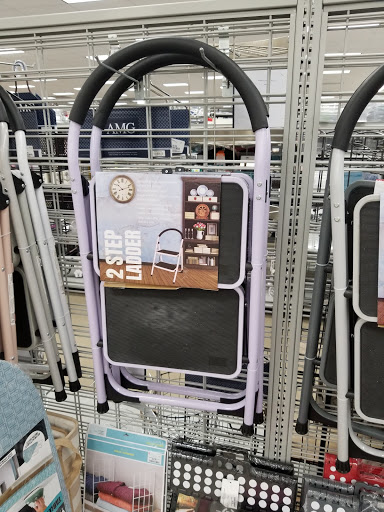 Clothing Store «Burlington Coat Factory», reviews and photos, 3350 Steelyard Dr, Cleveland, OH 44109, USA