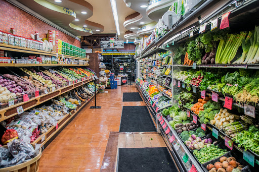 Supermarket «CHERRY VALLEY FARM SUPERMARKET», reviews and photos, 2016 21st Ave, Long Island City, NY 11105, USA