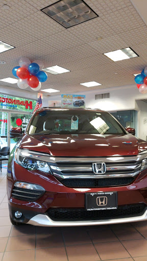 Honda Dealer «Huntington Honda», reviews and photos, 1055 E Jericho Turnpike, Huntington, NY 11743, USA